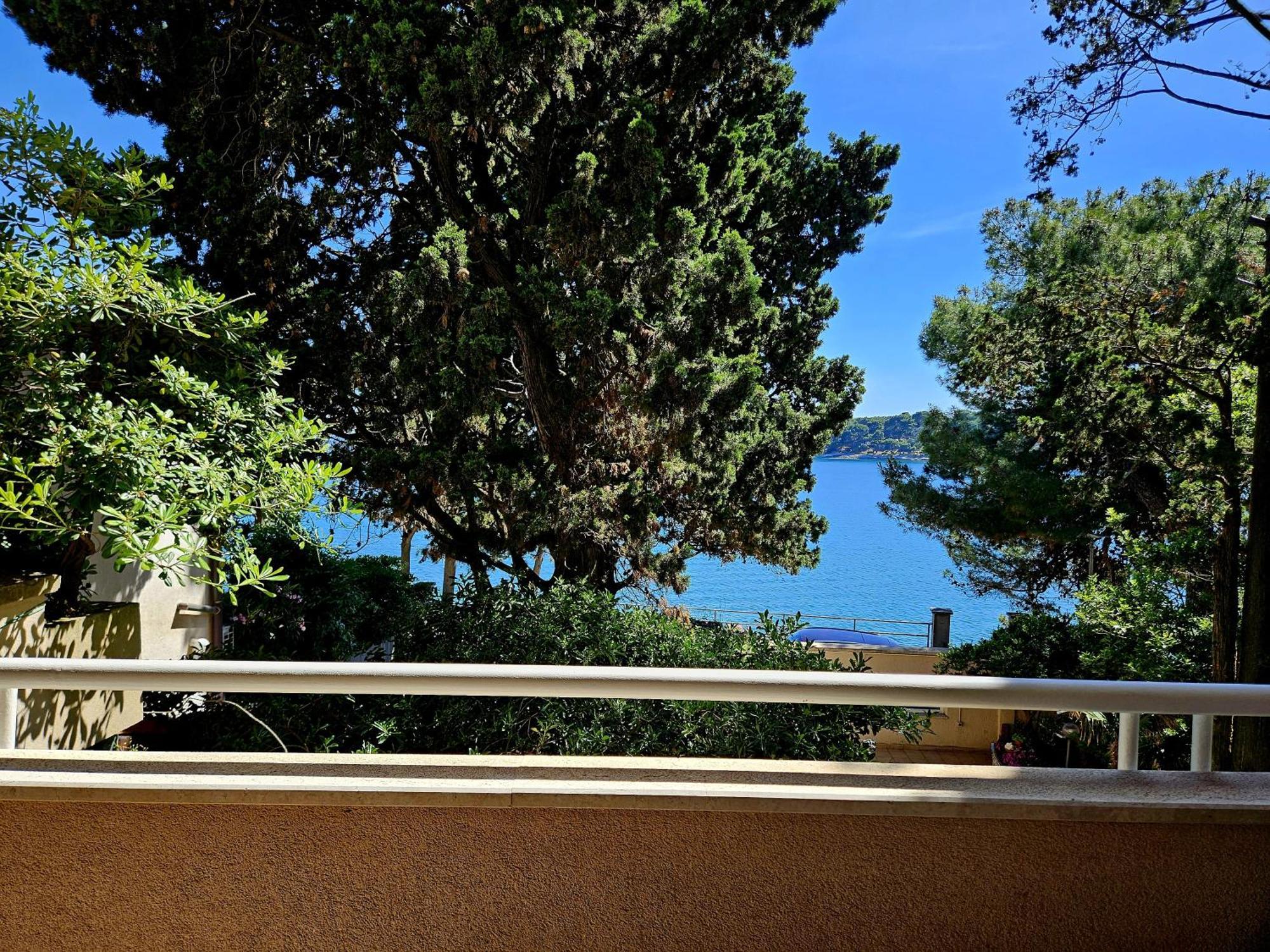 Mare Azzuro II Appartement Pula Buitenkant foto